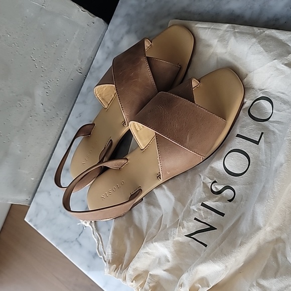 Nisolo Shoes - Nisolo all day cross strap sandal tan leather sz 9